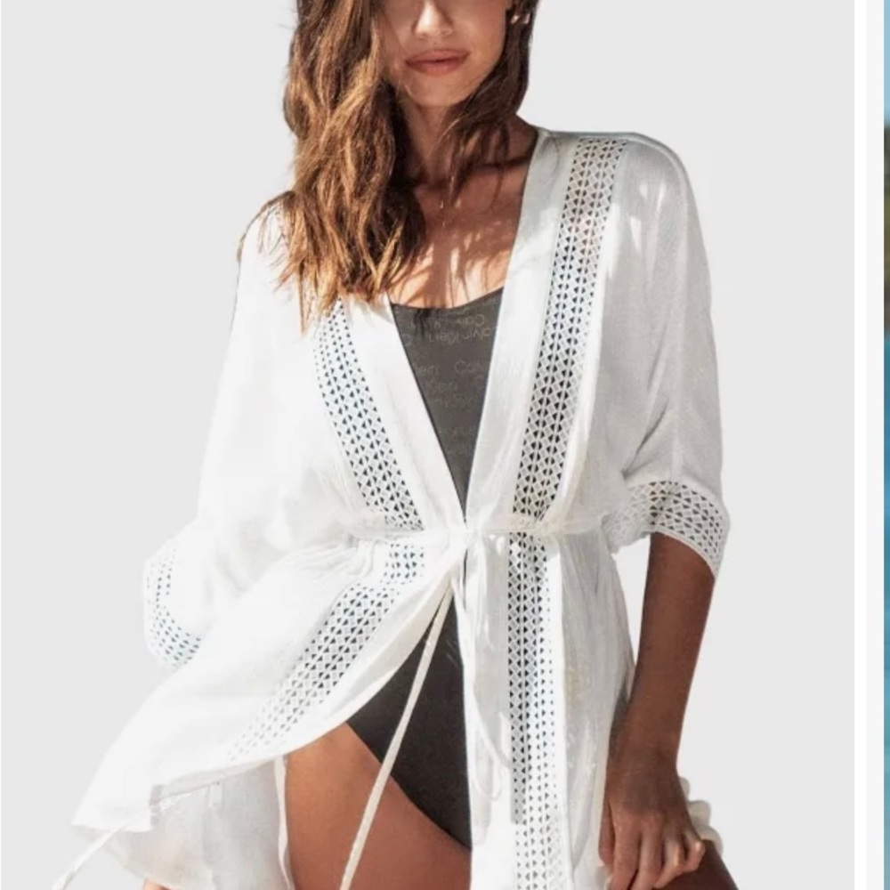 Women's Cupshe Lace Drawstring Cover-Up. Size M